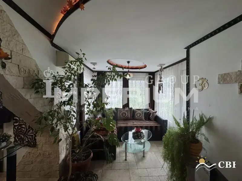 Apartment, 1-room, 24133 m², in Varna. Photo 2 of 13. Varna, Black Sea, Bulgaria. Cheap Beach Holiday.