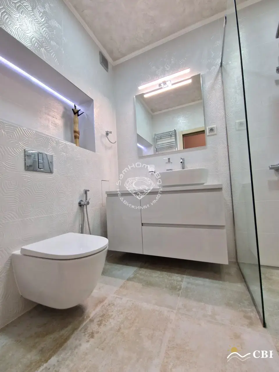 Apartment, 1-room, 70 m², in Varna. Photo 8 of 13. Varna, Black Sea, Bulgaria. Cheap Beach Holiday.