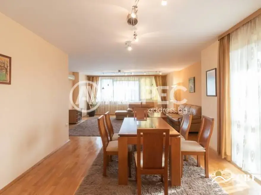 Apartment, 3-room, 130 m², in Varna. Photo 7 of 14. Varna, Black Sea, Bulgaria. Cheap Beach Holiday.