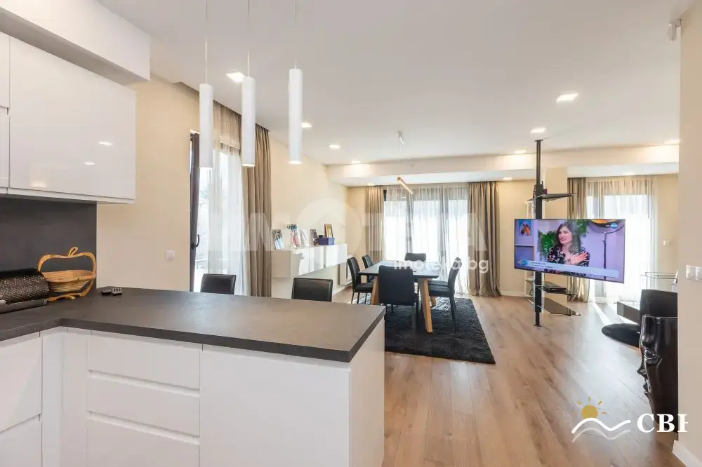 Apartment, 1-room, 233 m², in Varna. Photo 6 of 16. Varna, Black Sea, Bulgaria. Cheap Beach Holiday.