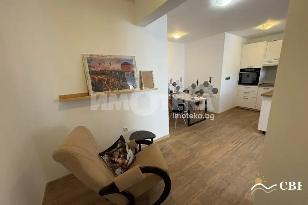 Apartment, 2-room, 70 m², in Varna. Photo 2 of 12. Varna, Black Sea, Bulgaria. Cheap Beach Holiday.