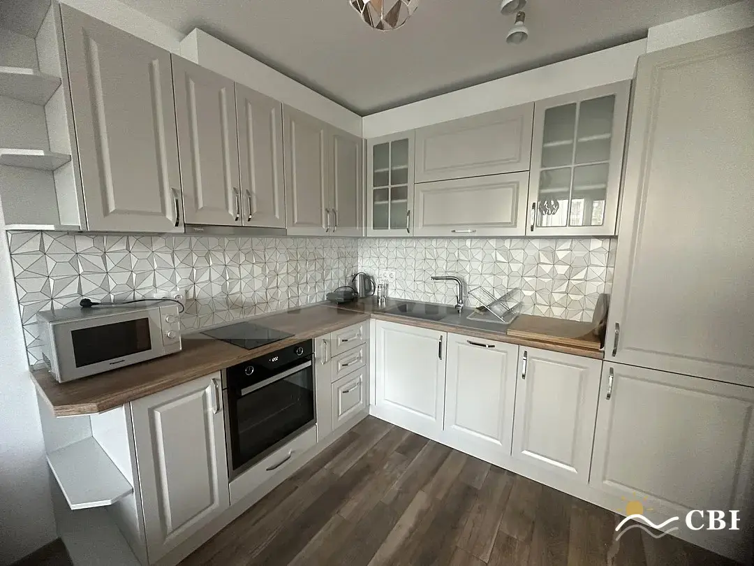 Apartment, 3-room, 89 m², in St. St. Konstantin and Elena. Photo 4 of 16. St. St. Konstantin and Elena, Black Sea, Bulgaria. Cheap Beach Holiday.