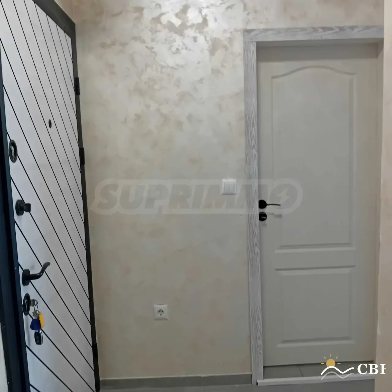 Apartment, 1-room, 70 m², in Burgas. Photo 4 of 9. Burgas, Black Sea, Bulgaria. Cheap Beach Holiday.
