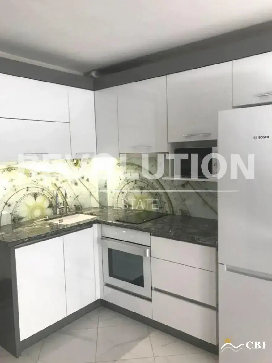 Apartment, 2-room, 65 m², in Varna. Photo 1 of 6. Varna, Black Sea, Bulgaria. Cheap Beach Holiday.