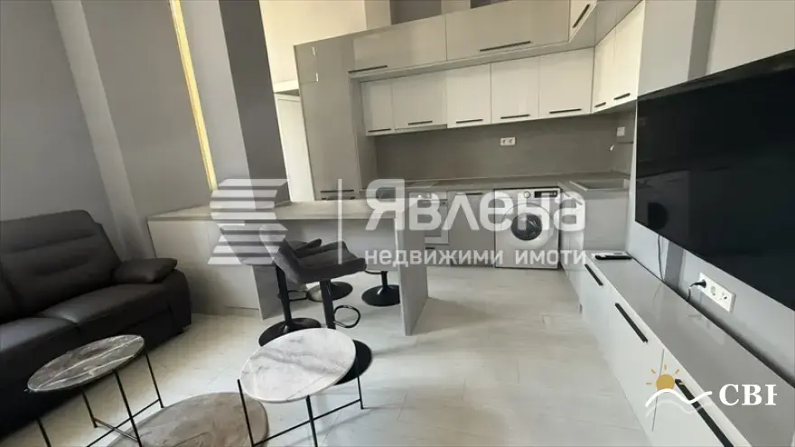 Apartment, 3-room, 110 m², in Varna. Photo 1 of 7. Varna, Black Sea, Bulgaria. Cheap Beach Holiday.