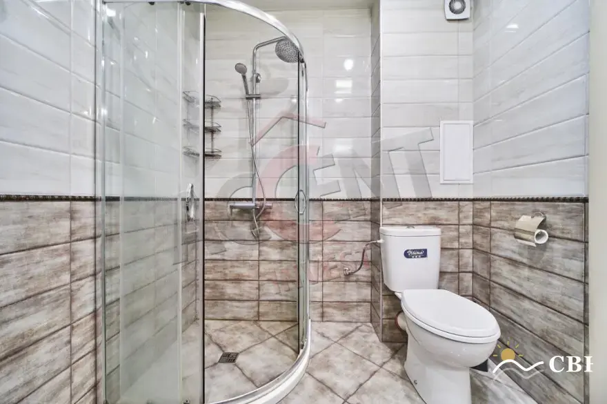 Apartment, 3-room, 125 m², in Varna. Photo 8 of 11. Varna, Black Sea, Bulgaria. Cheap Beach Holiday.