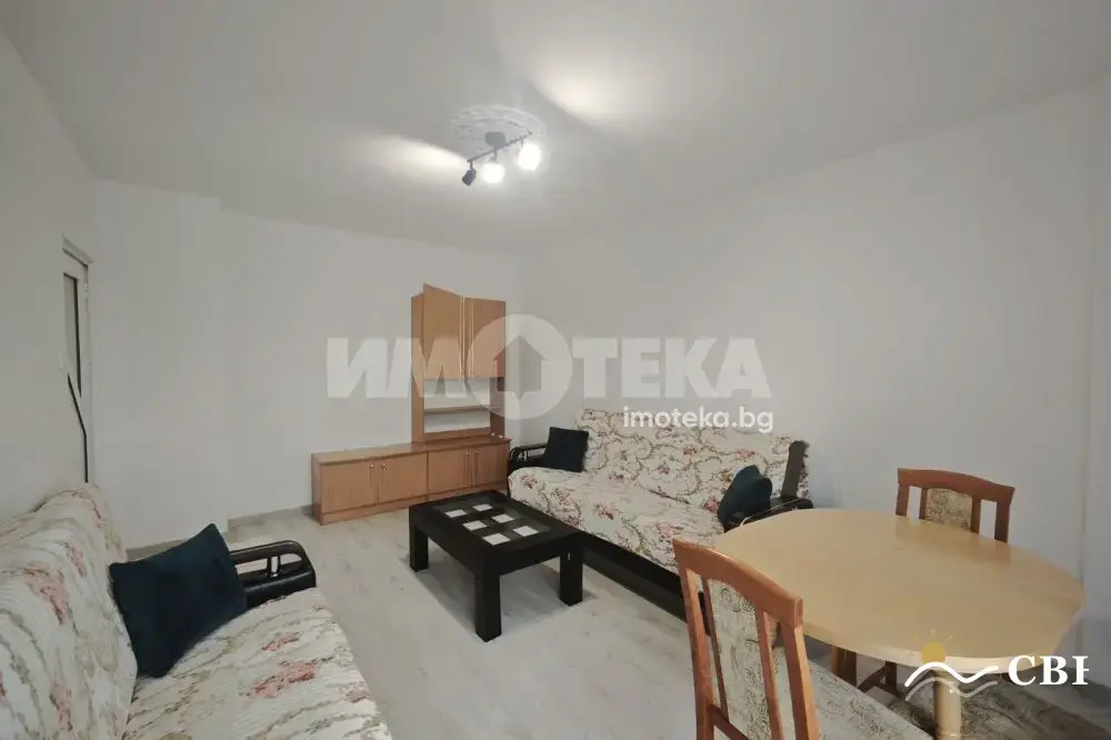 Apartment, 3-room, 65 m², in Varna. Photo 5 of 16. Varna, Black Sea, Bulgaria. Cheap Beach Holiday.