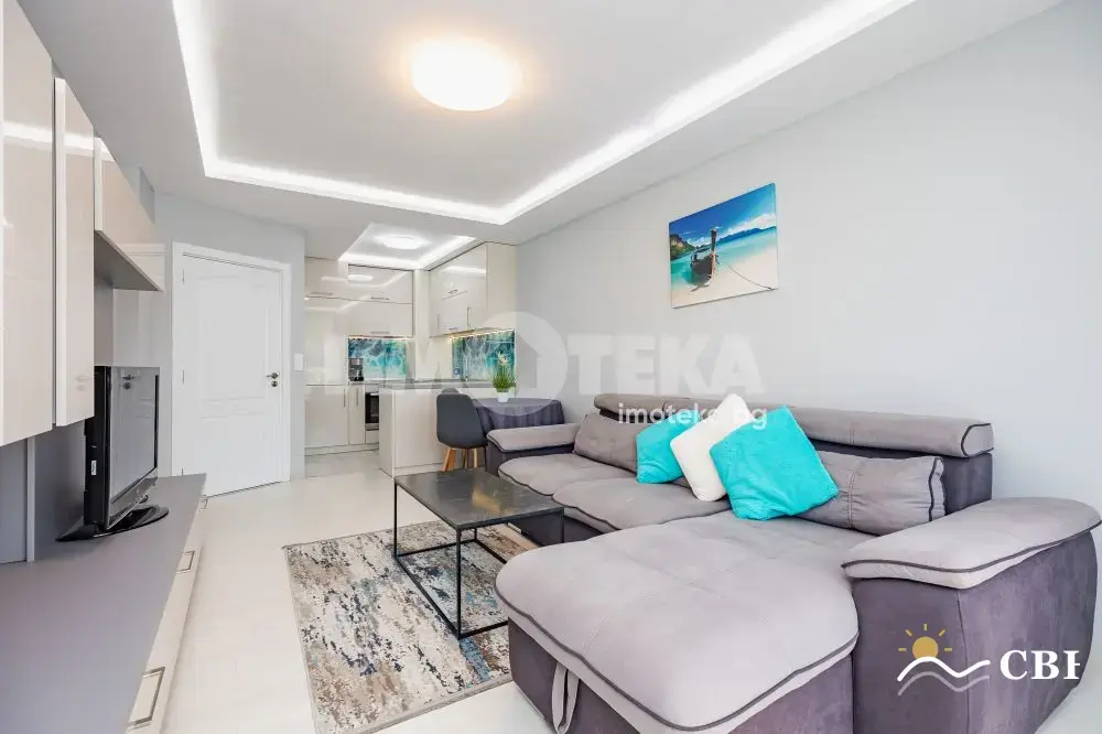 Apartment, 2-room, 72 m², in Varna. Photo 2 of 11. Varna, Black Sea, Bulgaria. Cheap Beach Holiday.
