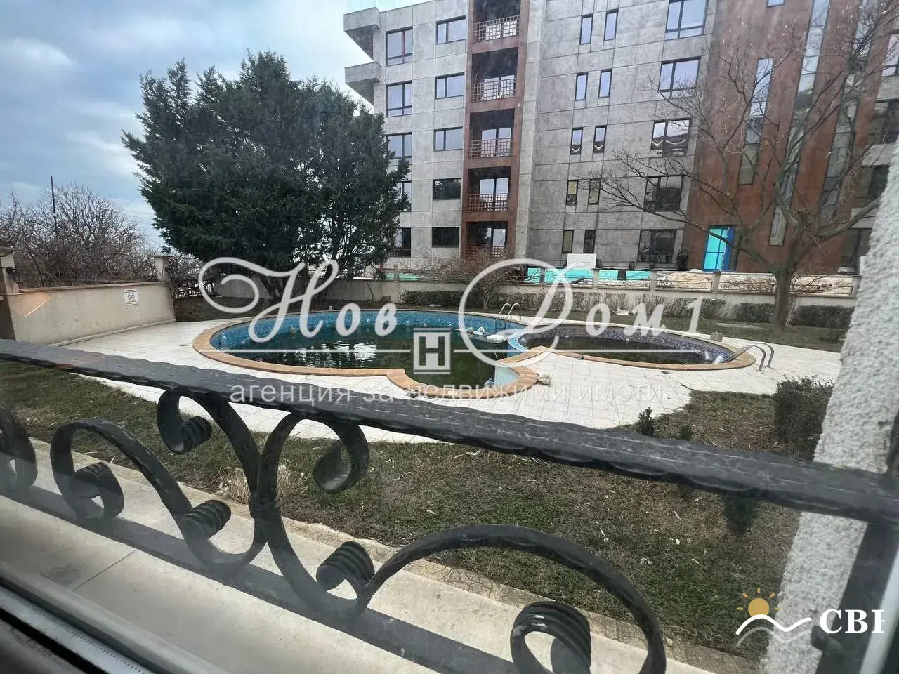 Apartment, 1-room, 65 m², in St. St. Konstantin and Elena. Photo 2 of 11. St. St. Konstantin and Elena, Black Sea, Bulgaria. Cheap Beach Holiday.