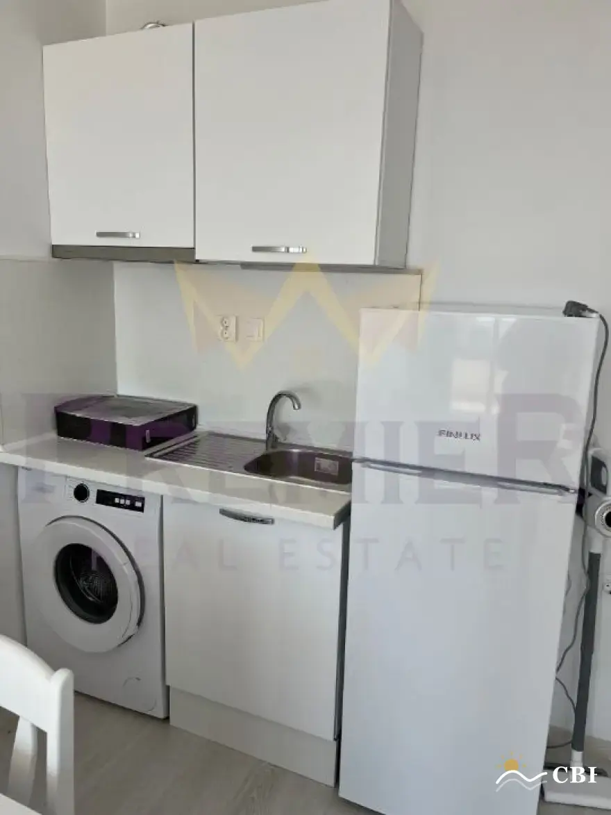 Apartment, 1-room, 42 m², in Vinitsa. Photo 1 of 8. Vinitsa, Black Sea, Bulgaria. Cheap Beach Holiday.