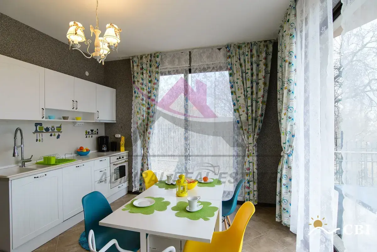 House, 1-room, 150 m², in Varna. Photo 2 of 16. Varna, Black Sea, Bulgaria. Cheap Beach Holiday.