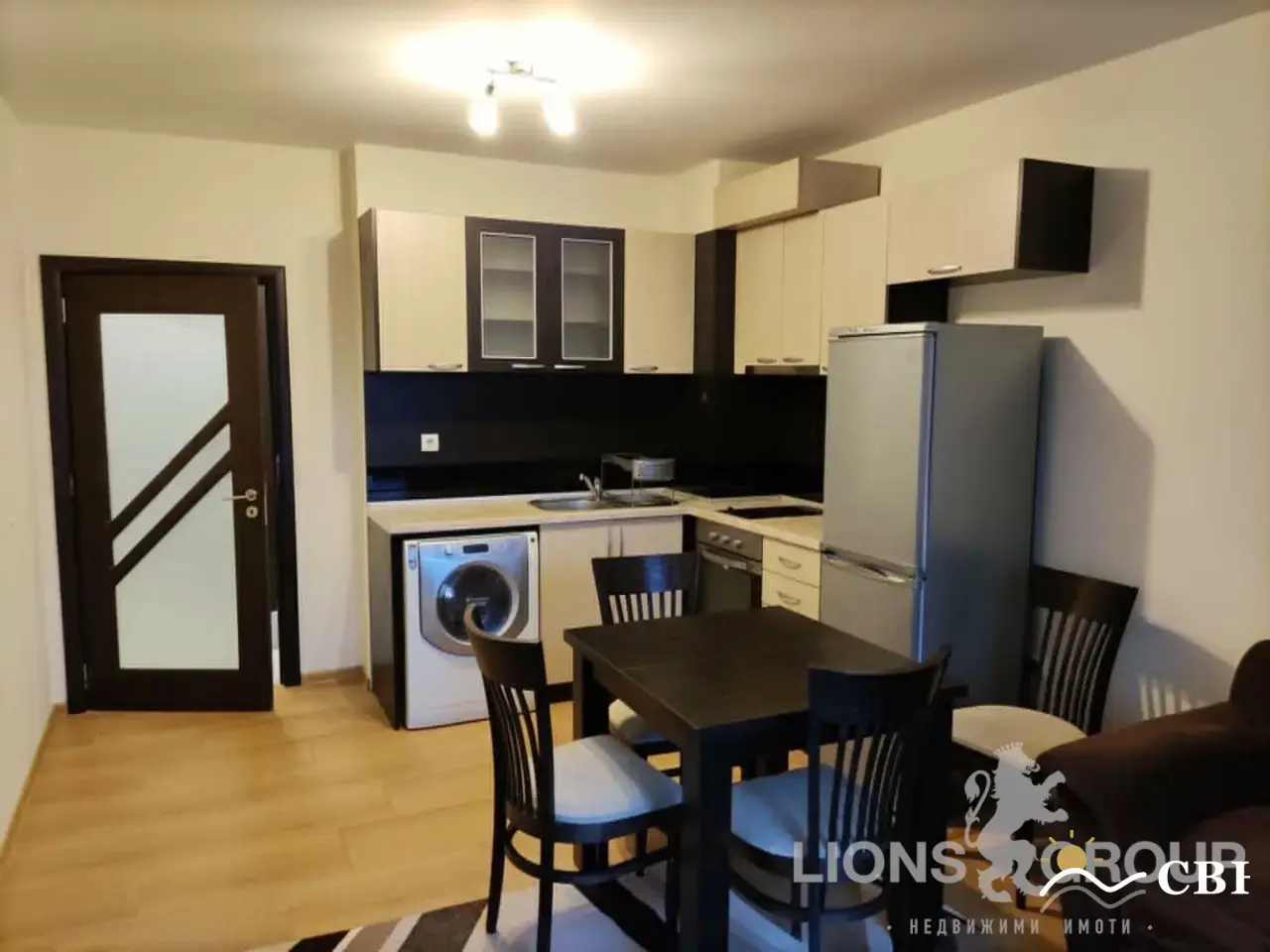 Apartment, 1-room, 60 m², in Varna. Photo 1 of 8. Varna, Black Sea, Bulgaria. Cheap Beach Holiday.