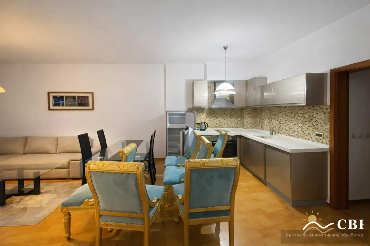 Apartment, 3-room, 130 m², in Varna. Photo 2 of 8. Varna, Black Sea, Bulgaria. Cheap Beach Holiday.