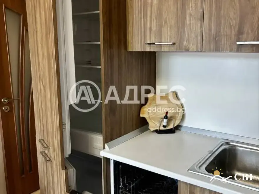 Apartment, 3-room, 82 m², in Varna. Photo 6 of 14. Varna, Black Sea, Bulgaria. Cheap Beach Holiday.