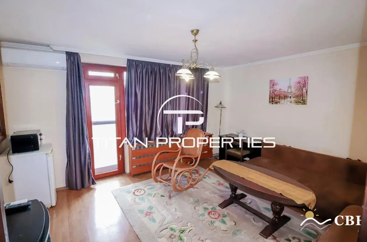 Apartment, 2-room, 65 m², in St. St. Konstantin and Elena. Photo 3 of 10. St. St. Konstantin and Elena, Black Sea, Bulgaria. Cheap Beach Holiday.