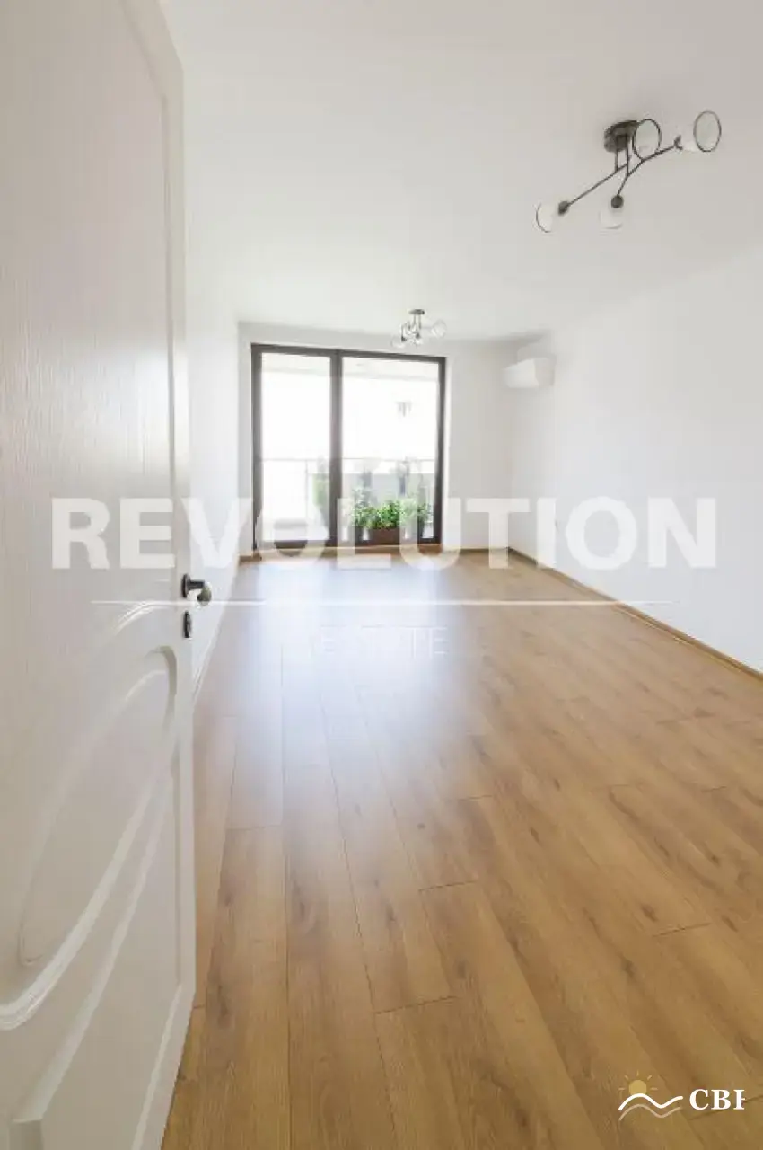 Apartment, 3-room, 160 m², in Varna. Photo 3 of 7. Varna, Black Sea, Bulgaria. Cheap Beach Holiday.