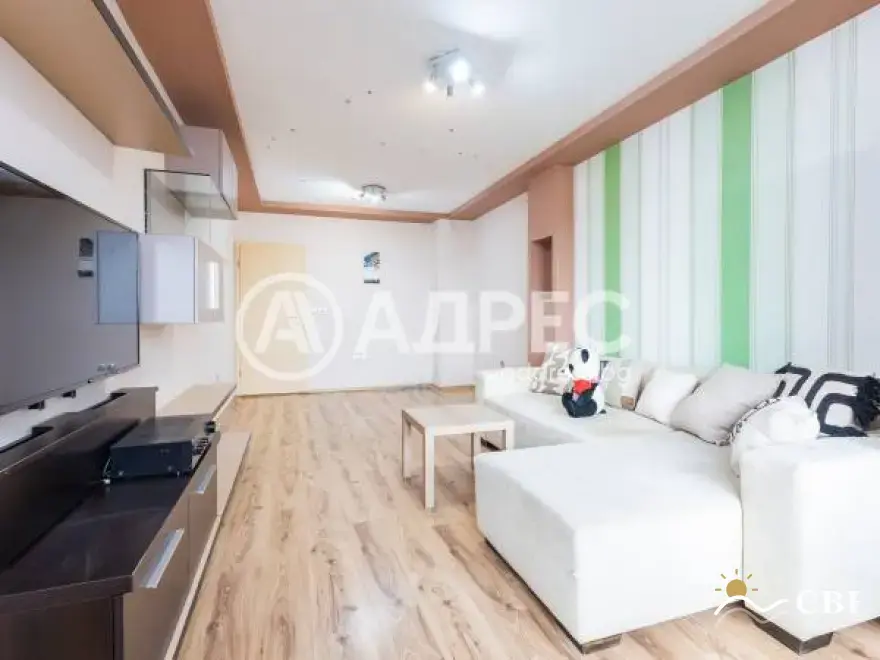 Apartment, 3-room, 105 m², in Varna. Photo 9 of 16. Varna, Black Sea, Bulgaria. Cheap Beach Holiday.