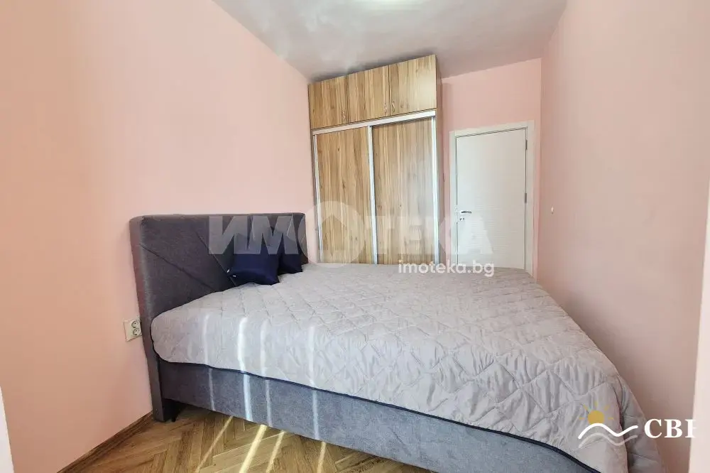 Apartment, 3-room, 80 m², in Varna. Photo 9 of 16. Varna, Black Sea, Bulgaria. Cheap Beach Holiday.