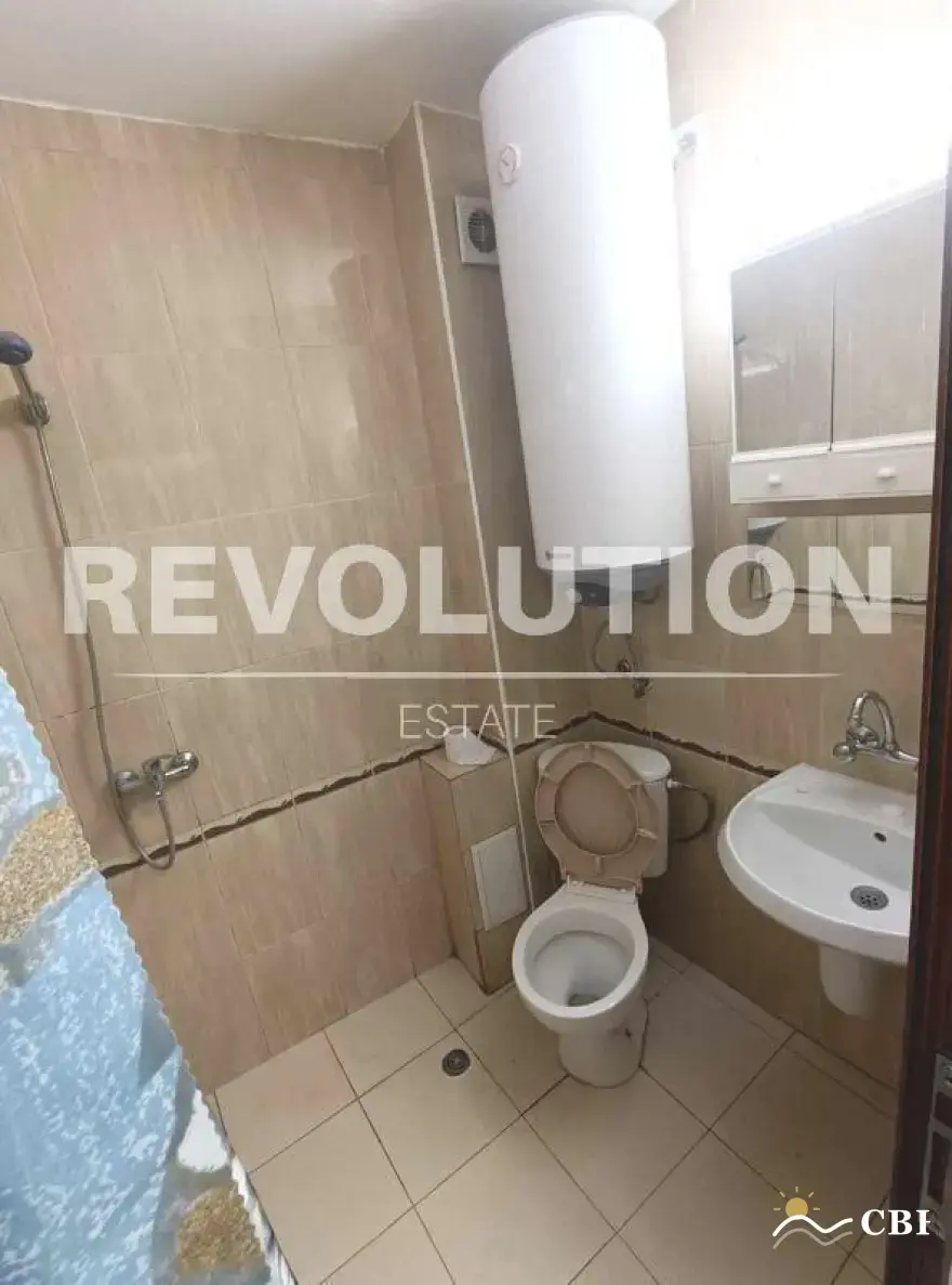 Apartment, 2-room, 55 m², in Varna. Photo 7 of 12. Varna, Black Sea, Bulgaria. Cheap Beach Holiday.