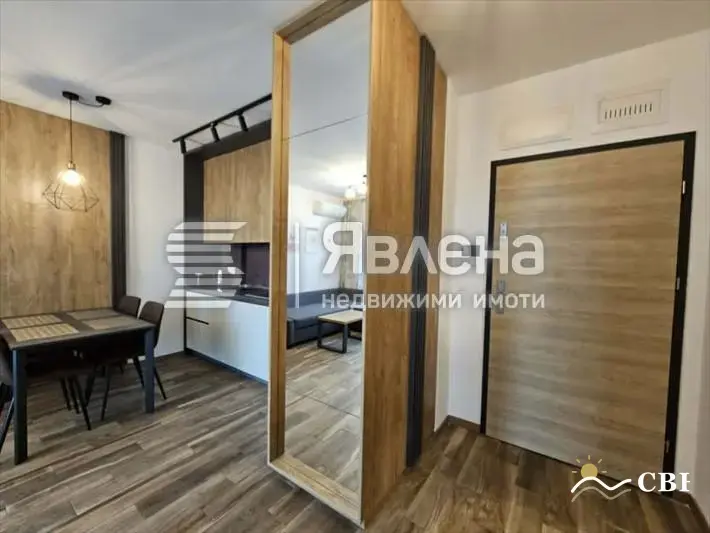 Apartment, 1-room, 60 m², in St. St. Konstantin and Elena. Photo 6 of 10. St. St. Konstantin and Elena, Black Sea, Bulgaria. Cheap Beach Holiday.
