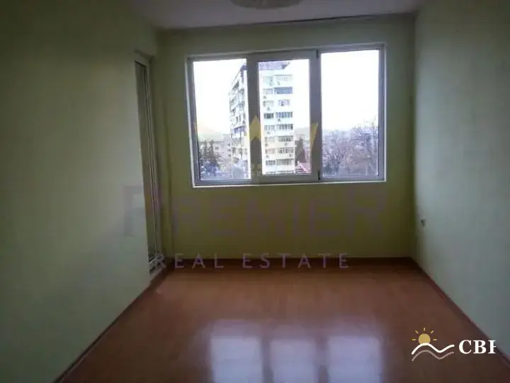 Apartment, 2-room, 55 m², in Varna. Photo 2 of 5. Varna, Black Sea, Bulgaria. Cheap Beach Holiday.