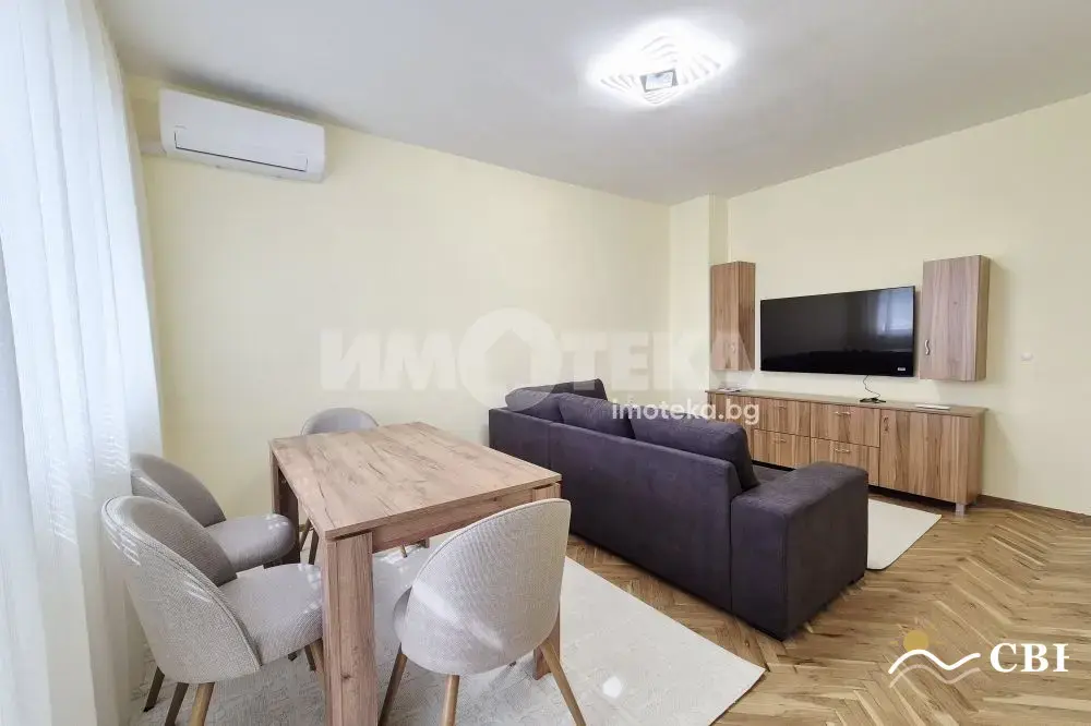 Apartment, 3-room, 80 m², in Varna. Photo 1 of 16. Varna, Black Sea, Bulgaria. Cheap Beach Holiday.