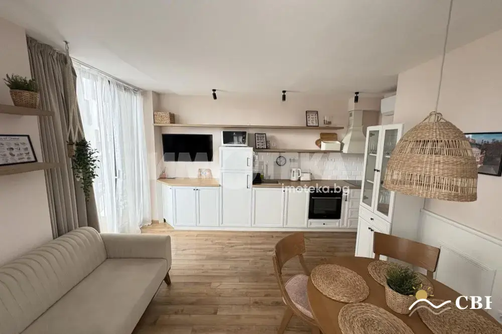 Apartment, 3-room, 85 m², in Varna. Photo 1 of 13. Varna, Black Sea, Bulgaria. Cheap Beach Holiday.