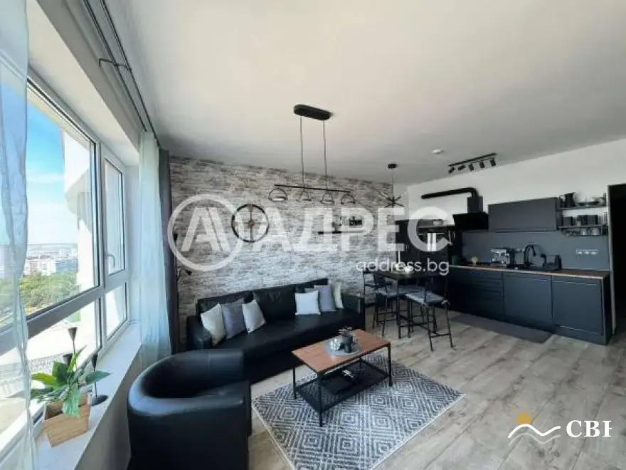 Apartment, 2-room, 75 m², in Burgas. Photo 5 of 14. Burgas, Black Sea, Bulgaria. Cheap Beach Holiday.