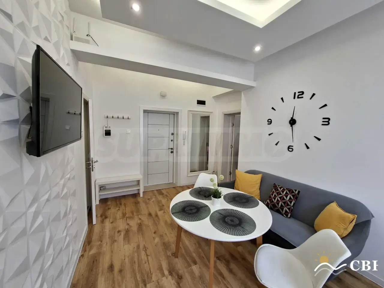 Apartment, 3-room, 65 m², in Varna. Photo 1 of 9. Varna, Black Sea, Bulgaria. Cheap Beach Holiday.