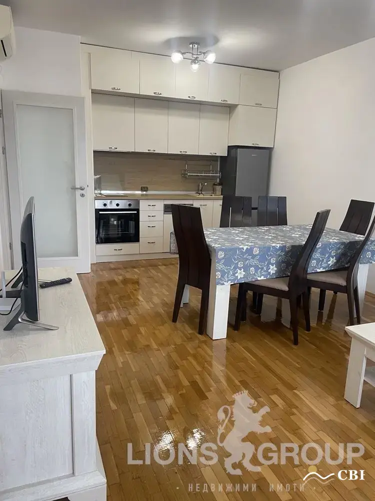 Apartment, 3-room, 65 m², in Varna. Photo 2 of 13. Varna, Black Sea, Bulgaria. Cheap Beach Holiday.