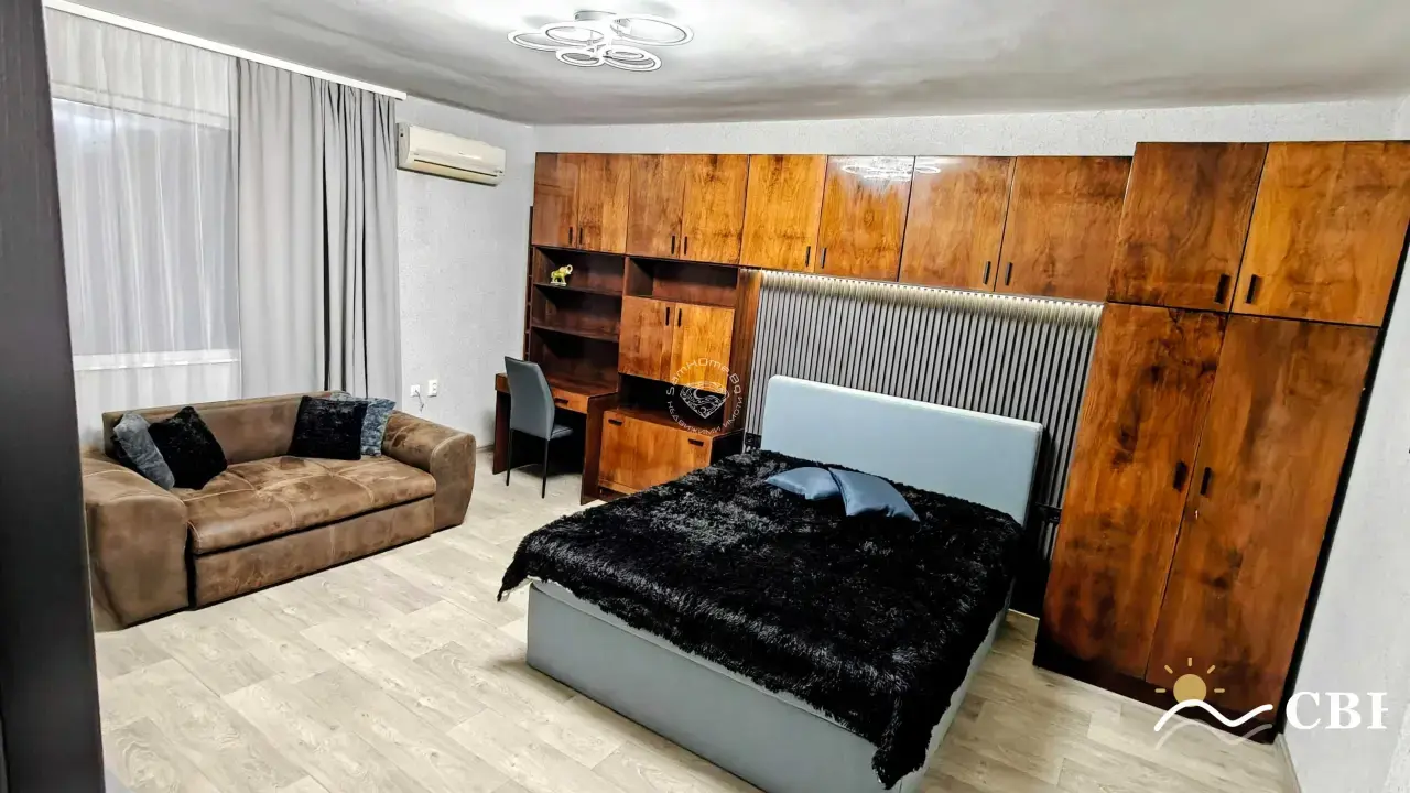 Apartment, 3-room, 100 m², in Varna. Photo 8 of 16. Varna, Black Sea, Bulgaria. Cheap Beach Holiday.