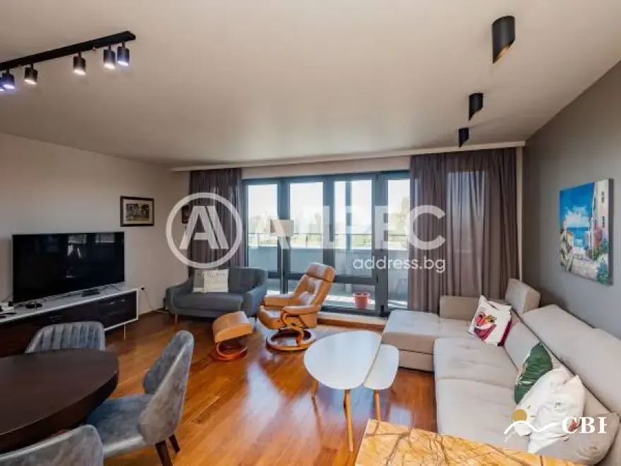 Apartment, 3-room, 100 m², in Varna. Photo 3 of 16. Varna, Black Sea, Bulgaria. Cheap Beach Holiday.