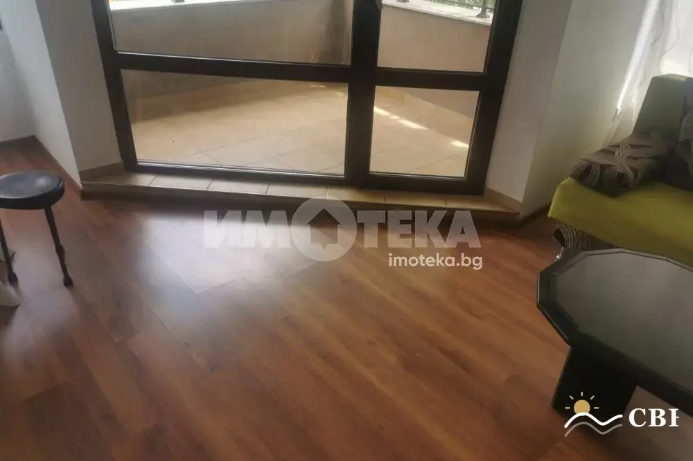 Apartment, 2-room, 65 m², in Burgas. Photo 5 of 11. Burgas, Black Sea, Bulgaria. Cheap Beach Holiday.