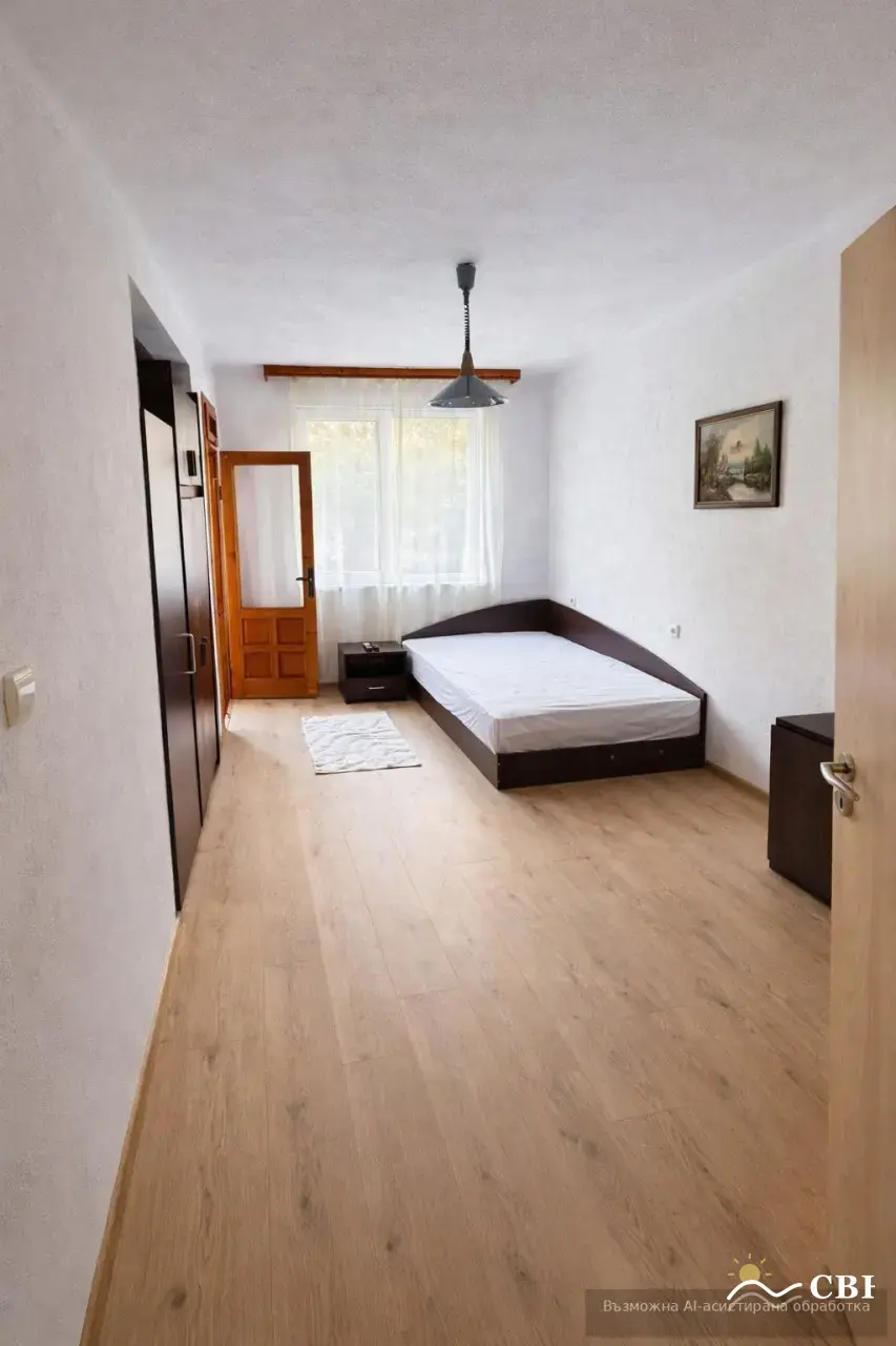 Apartment, 4-room, 100 m², in Varna. Photo 6 of 12. Varna, Black Sea, Bulgaria. Cheap Beach Holiday.