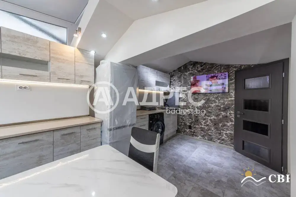 Apartment, 3-room, 80 m², in Varna. Photo 2 of 14. Varna, Black Sea, Bulgaria. Cheap Beach Holiday.