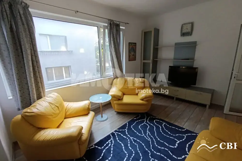 Apartment, 3-room, 70 m², in Varna. Photo 2 of 8. Varna, Black Sea, Bulgaria. Cheap Beach Holiday.