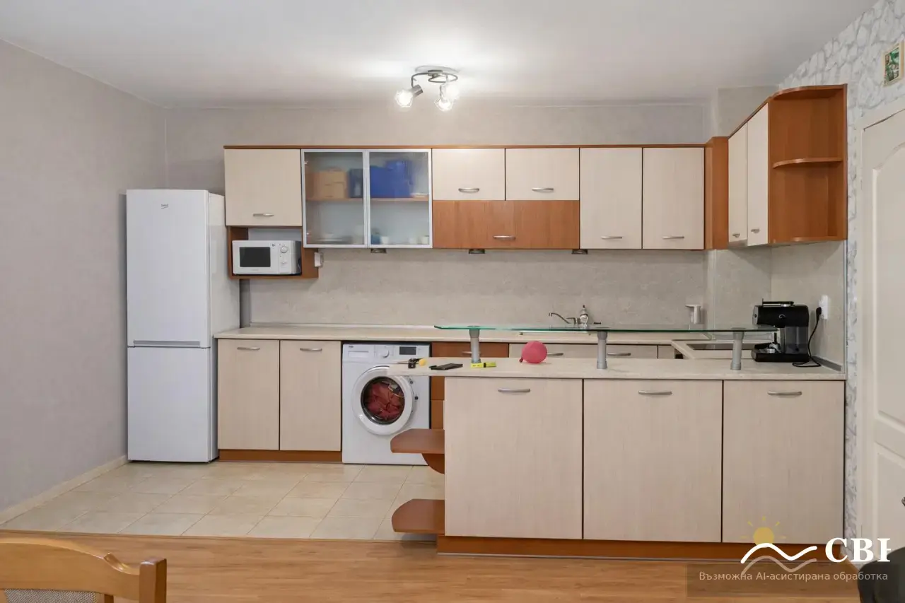 Apartment, 2-room, 55 m², in Burgas. Photo 1 of 7. Burgas, Black Sea, Bulgaria. Cheap Beach Holiday.