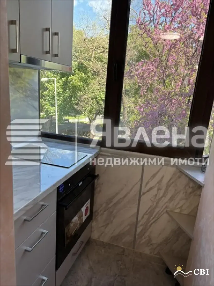 Apartment, 3-room, 80 m², in Kableshkovo. Photo 5 of 12. Kableshkovo, Black Sea, Bulgaria. Cheap Beach Holiday.