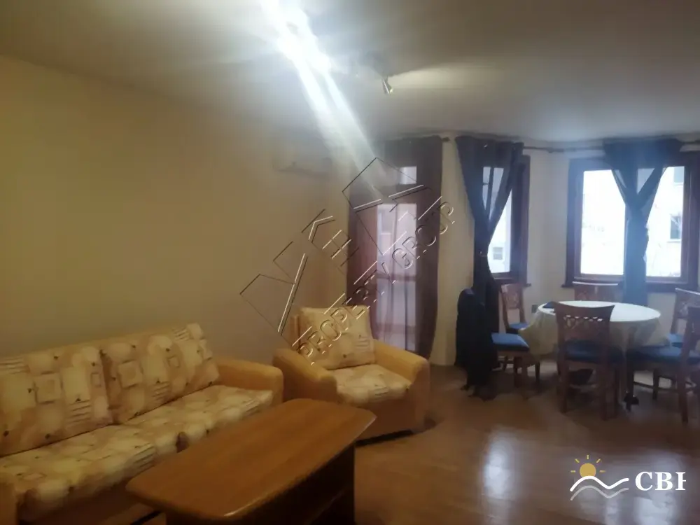 Apartment, 3-room, 118 m², in Burgas. Photo 3 of 16. Burgas, Black Sea, Bulgaria. Cheap Beach Holiday.