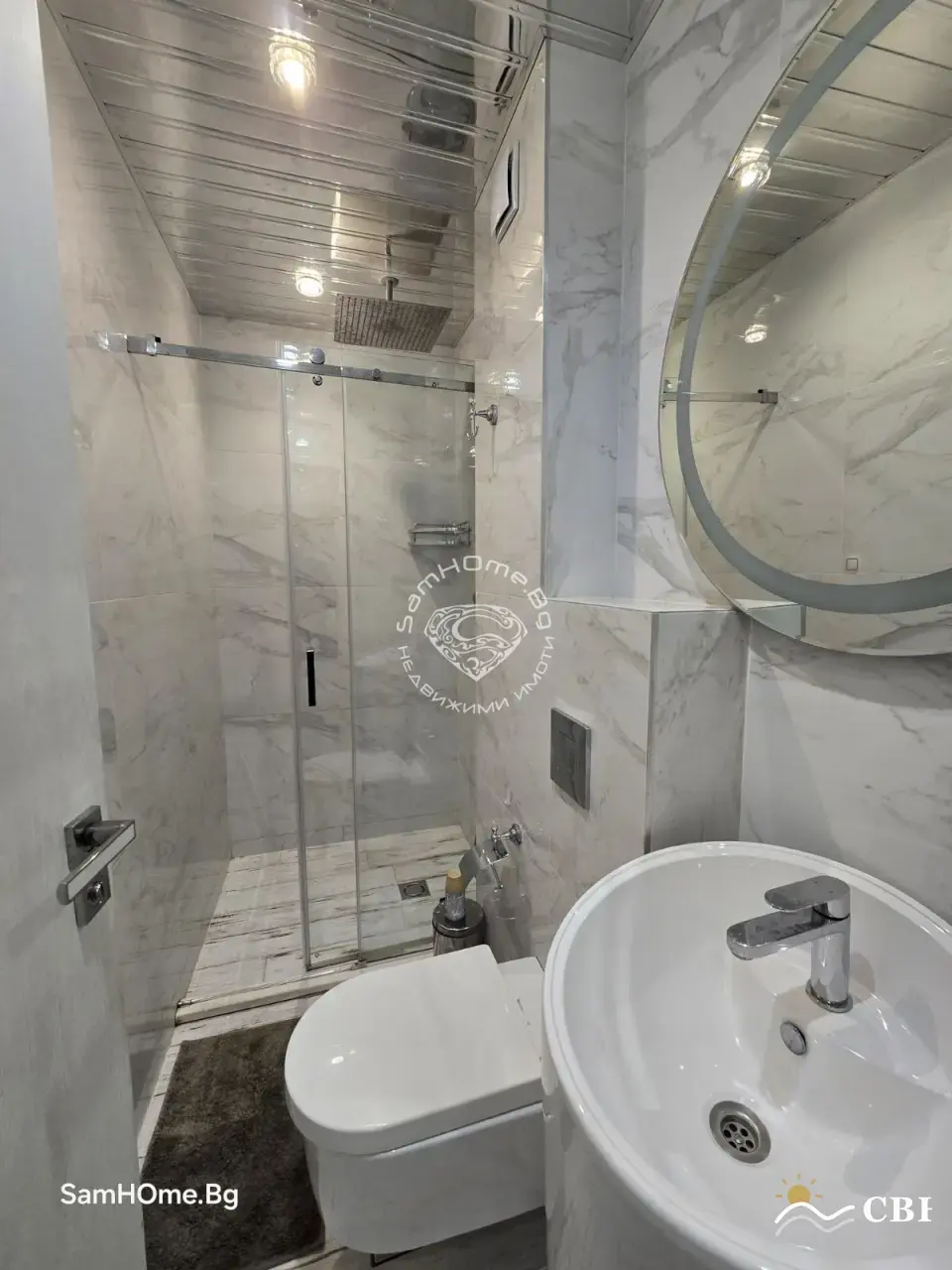 Apartment, 3-room, 170 m², in Varna. Photo 3 of 16. Varna, Black Sea, Bulgaria. Cheap Beach Holiday.