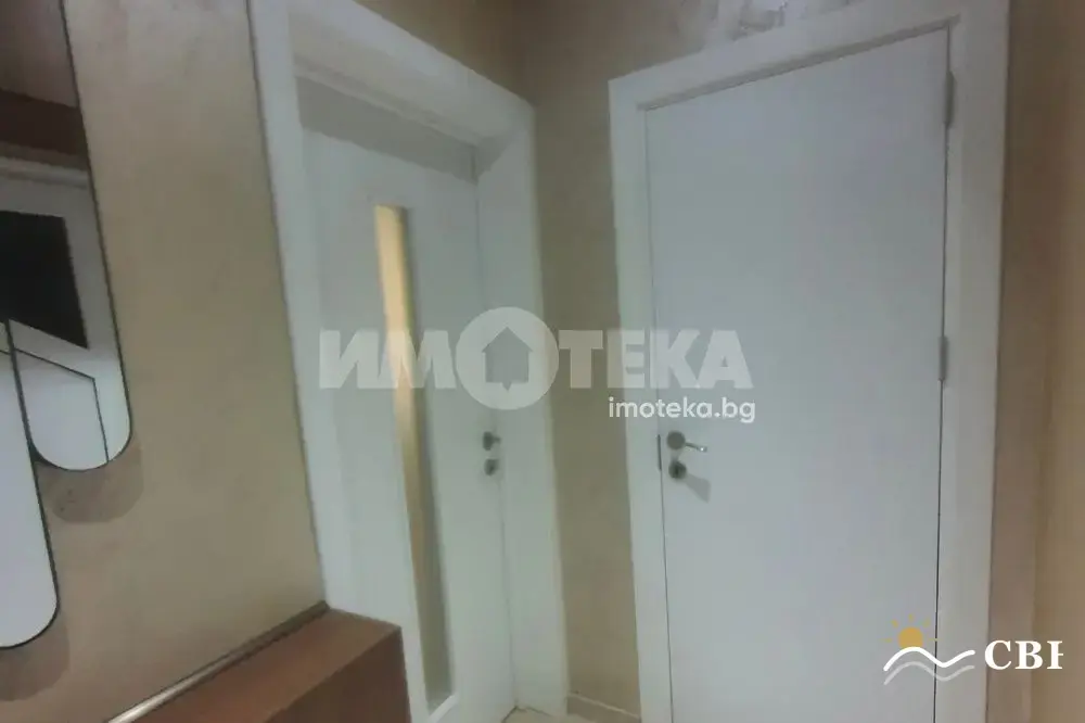 Apartment, 3-room, 60 m², in Varna. Photo 9 of 11. Varna, Black Sea, Bulgaria. Cheap Beach Holiday.