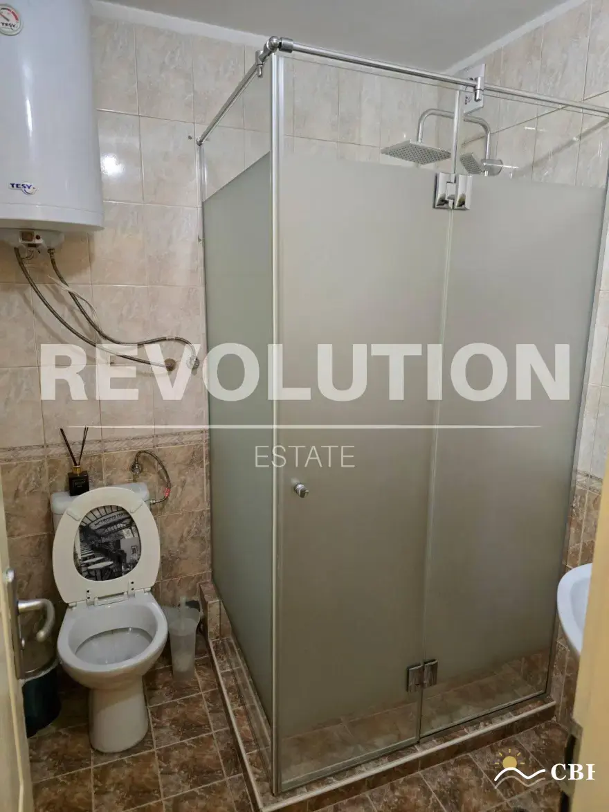 Apartment, 2-room, 65 m², in Varna. Photo 9 of 12. Varna, Black Sea, Bulgaria. Cheap Beach Holiday.