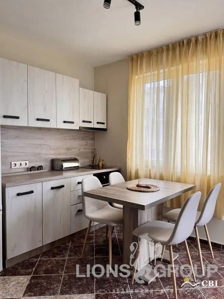 Apartment, 1-room, 85 m², in Varna. Photo 1 of 4. Varna, Black Sea, Bulgaria. Cheap Beach Holiday.