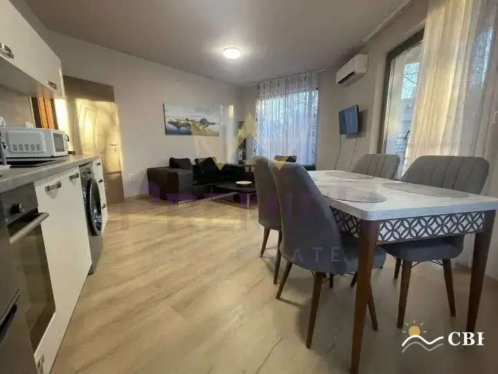 Apartment, 3-room, 70 m², in Varna. Photo 2 of 10. Varna, Black Sea, Bulgaria. Cheap Beach Holiday.