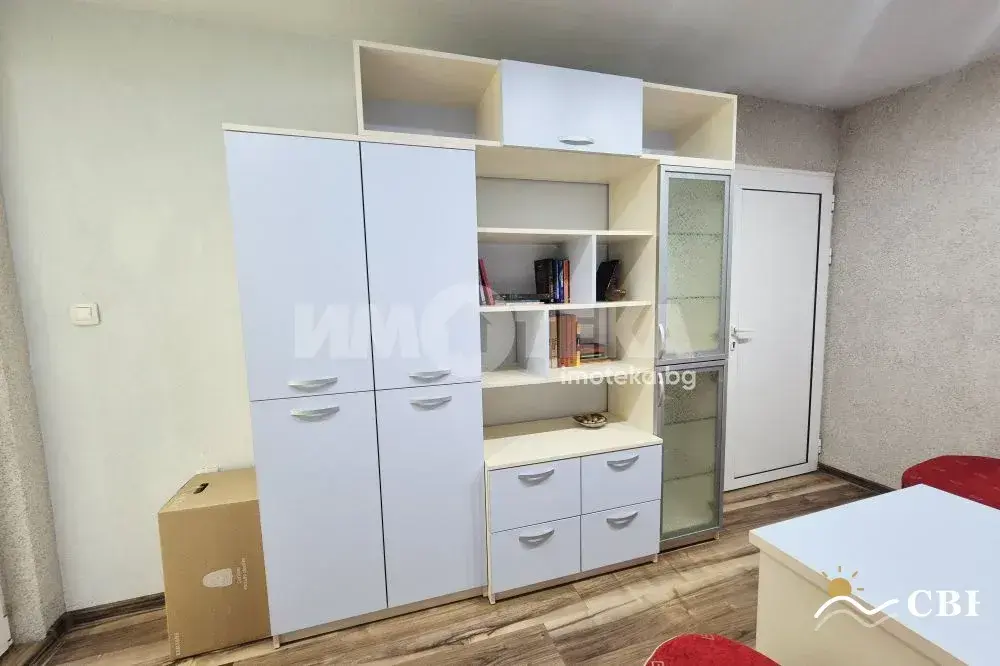Apartment, 3-room, 80 m², in Varna. Photo 3 of 16. Varna, Black Sea, Bulgaria. Cheap Beach Holiday.