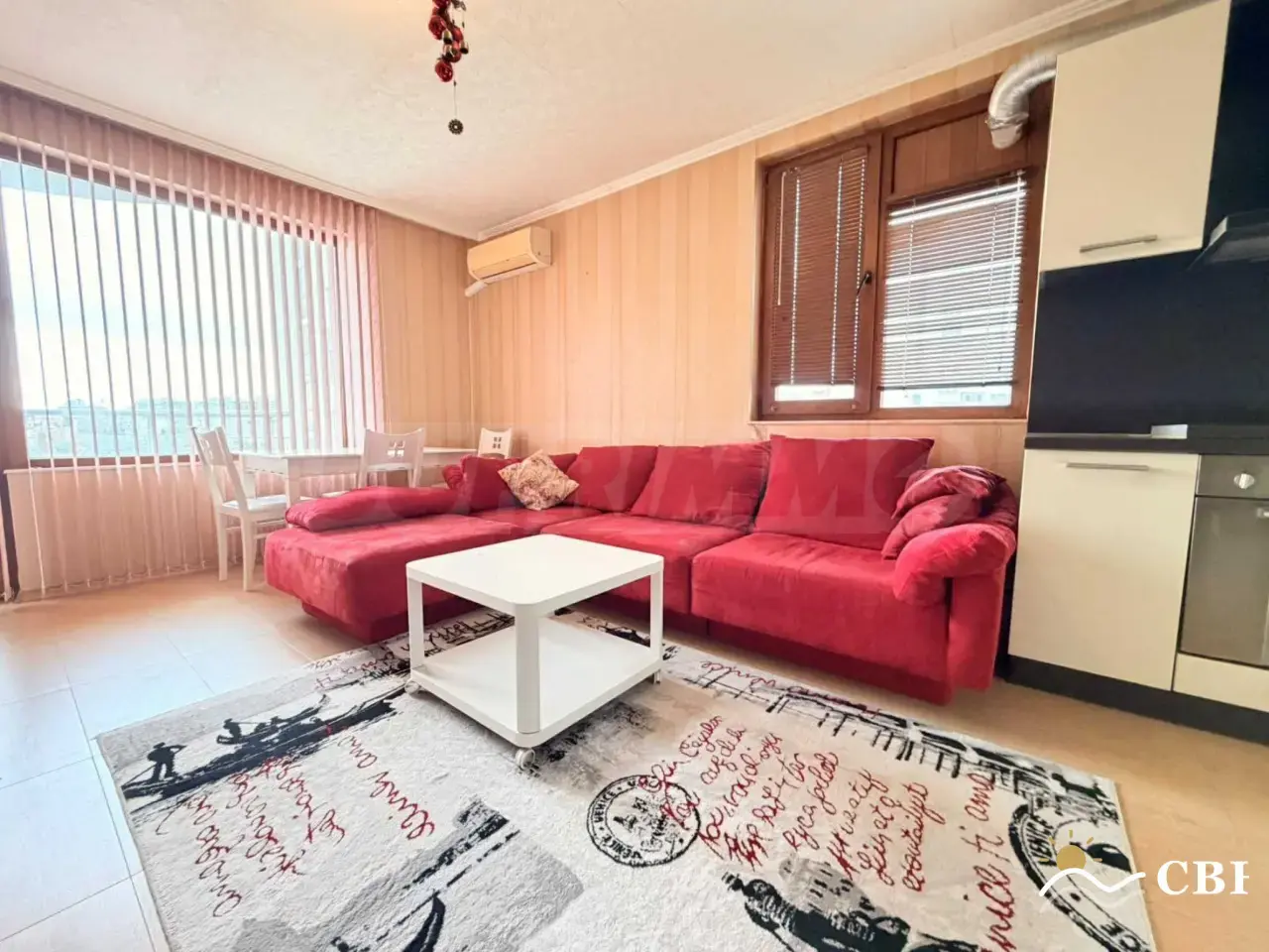Apartment, 2-room, 60 m², in Burgas. Photo 1 of 12. Burgas, Black Sea, Bulgaria. Cheap Beach Holiday.