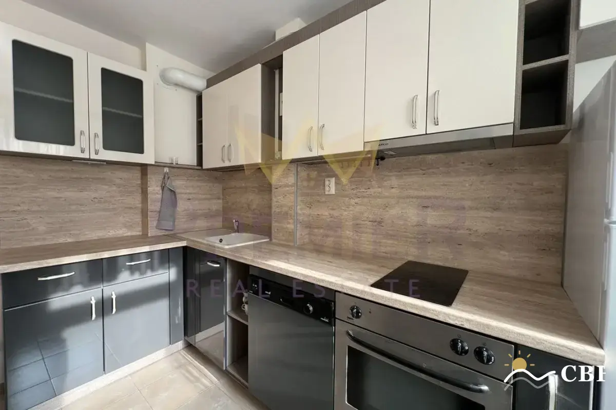 Apartment, 3-room, 100 m², in Varna. Photo 1 of 14. Varna, Black Sea, Bulgaria. Cheap Beach Holiday.