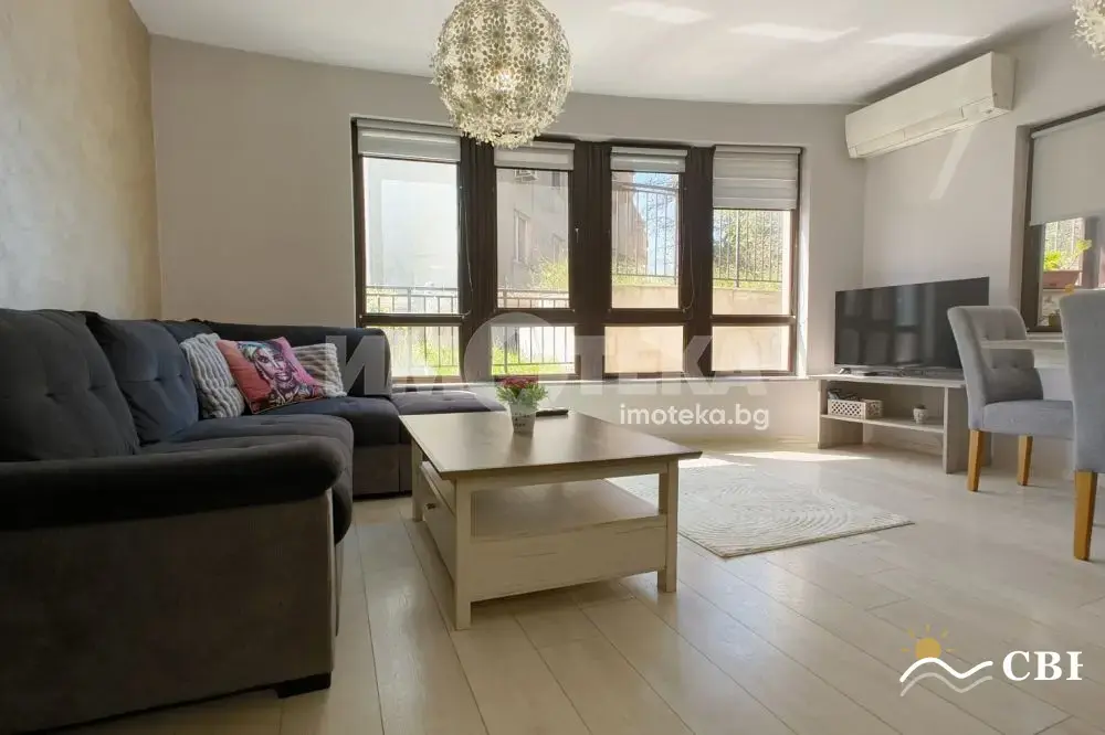 Apartment, 2-room, 70 m², in Varna. Photo 3 of 9. Varna, Black Sea, Bulgaria. Cheap Beach Holiday.