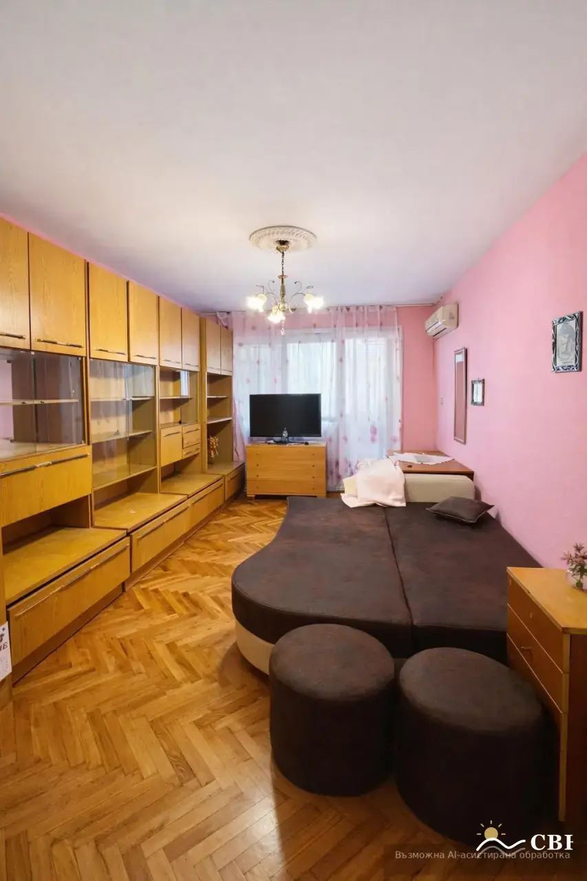 Apartment, 1-room, 37 m², in Varna. Photo 5 of 7. Varna, Black Sea, Bulgaria. Cheap Beach Holiday.
