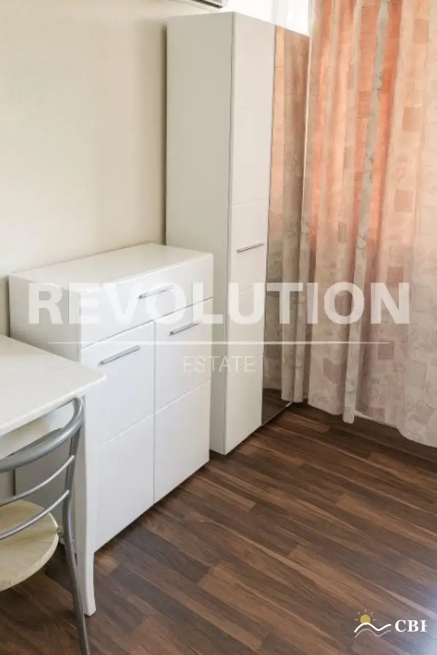 Apartment, 1-room, 20 m², in Varna. Photo 2 of 5. Varna, Black Sea, Bulgaria. Cheap Beach Holiday.